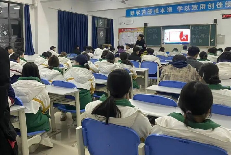 1765469755971356.jpg 微信圖片_2025-12-12_001320_290~1.jpg